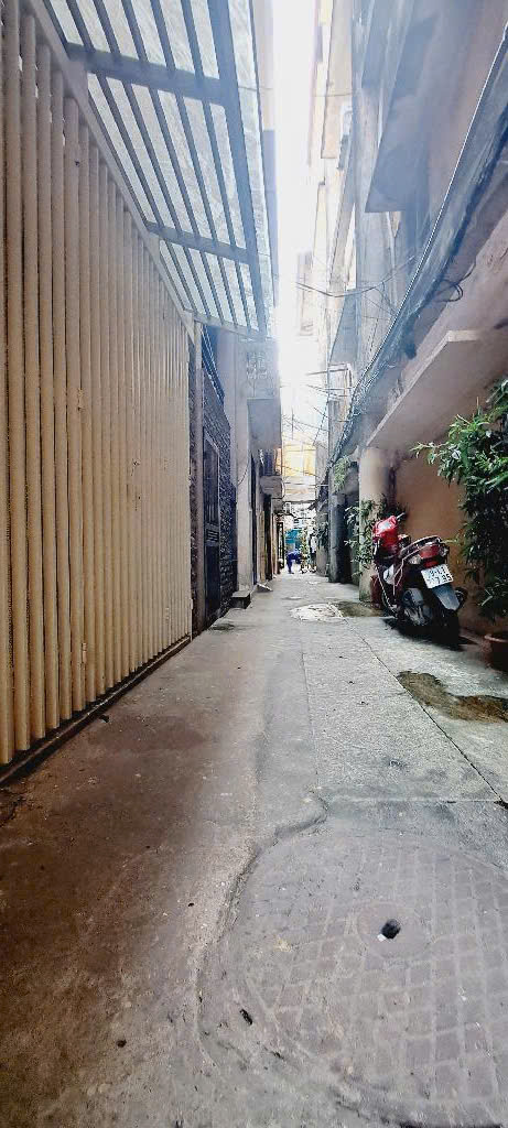 CHỦ CẦN BÁN GẤP NHÀ PHỐ LÊ DUẨN 53.3/56M X 4 TẦNG CHỈ CÒN 8.8 TỶ - NHÀ ĐẸP 2 MẶT THOÁNG - SỔ ĐỎ VUÔNG VẮN, NỞ HẬU NHẸ - CÁCH CÔNG VIÊN THỐNG NHẤT 300M